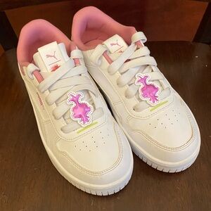 PUMA x TROLLS Carina Street, little Kids' Sneaker sz 1 (Like New)